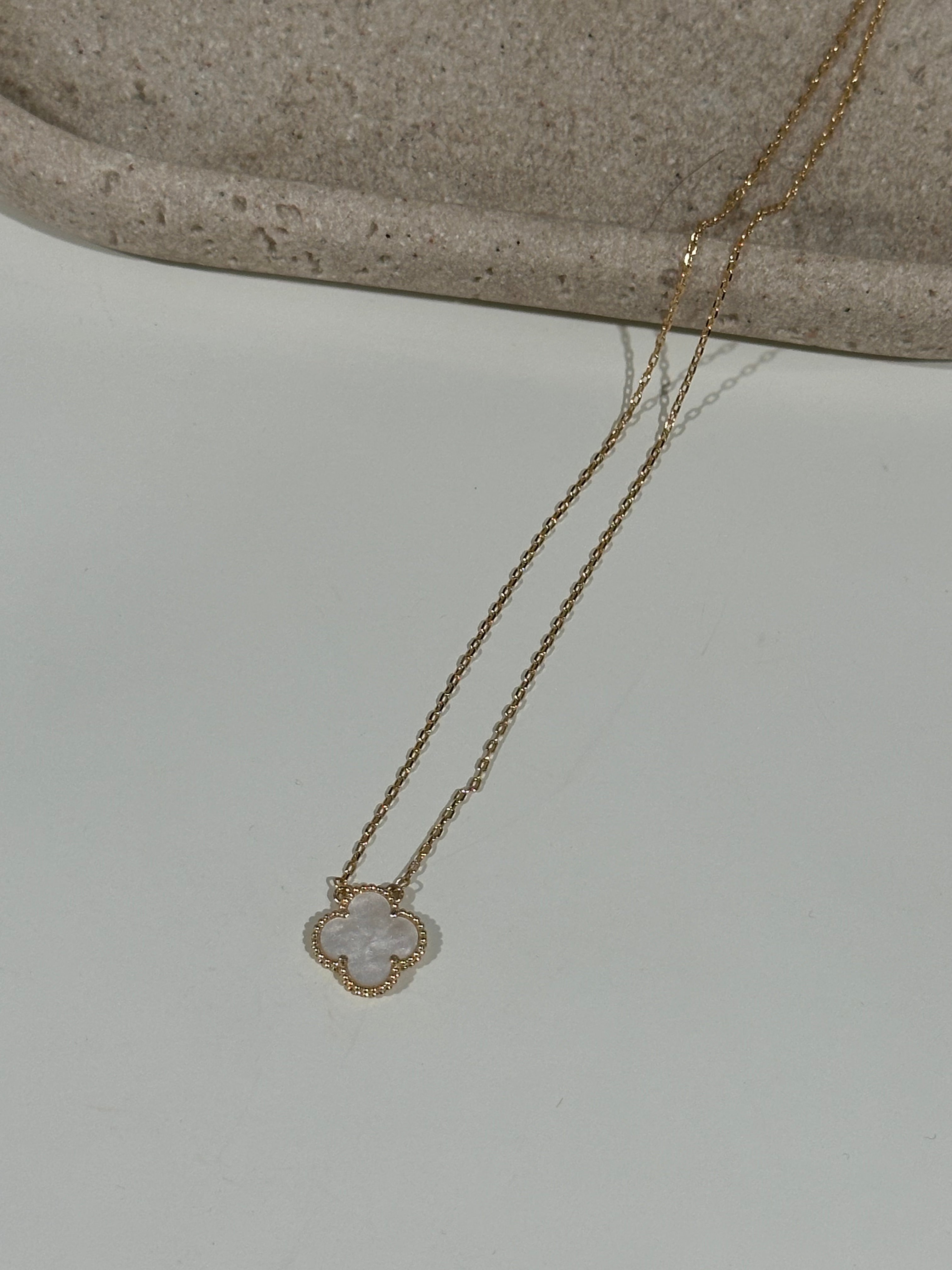 Pearl Clover Necklace