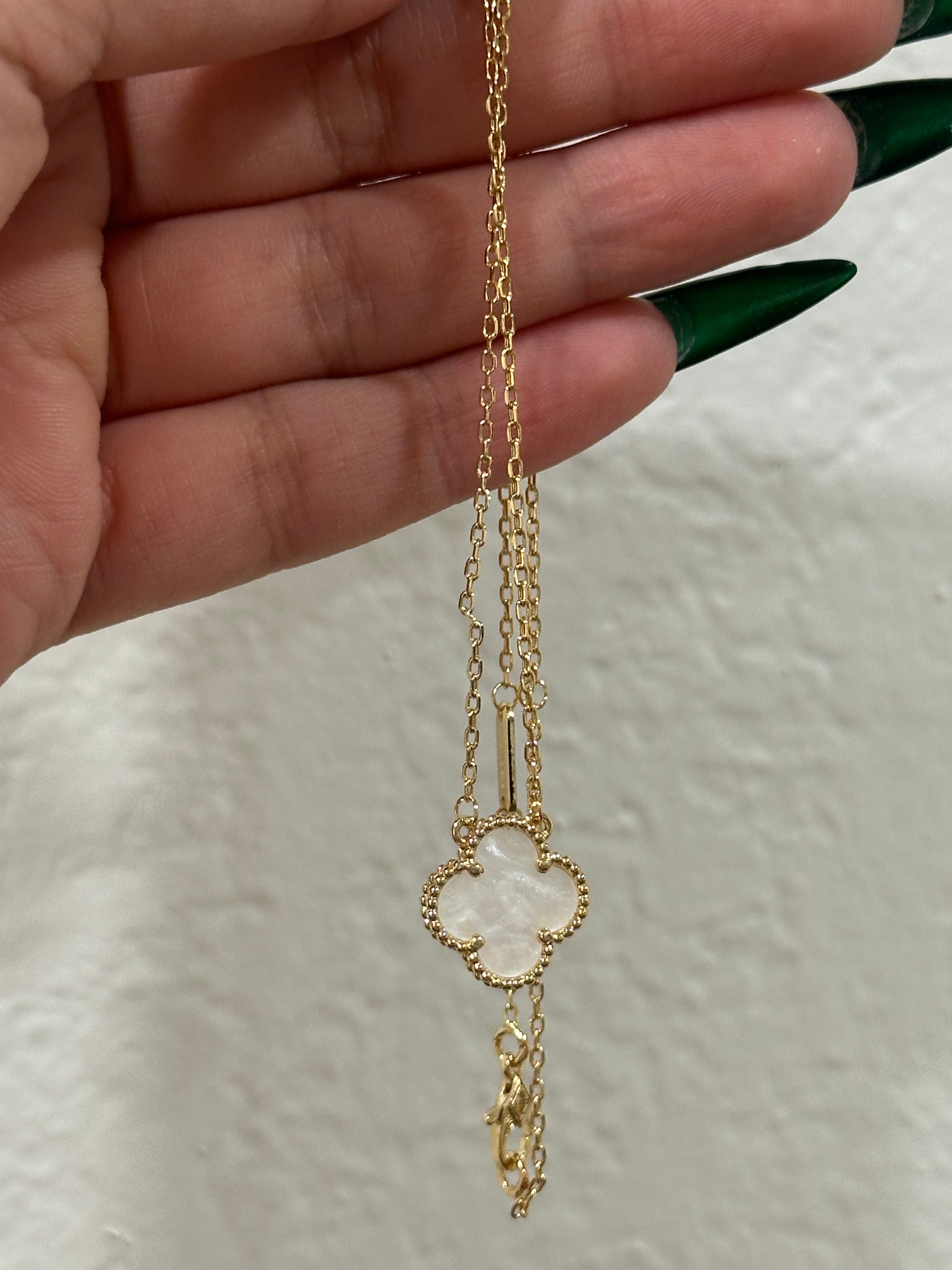 Pearl Clover Necklace