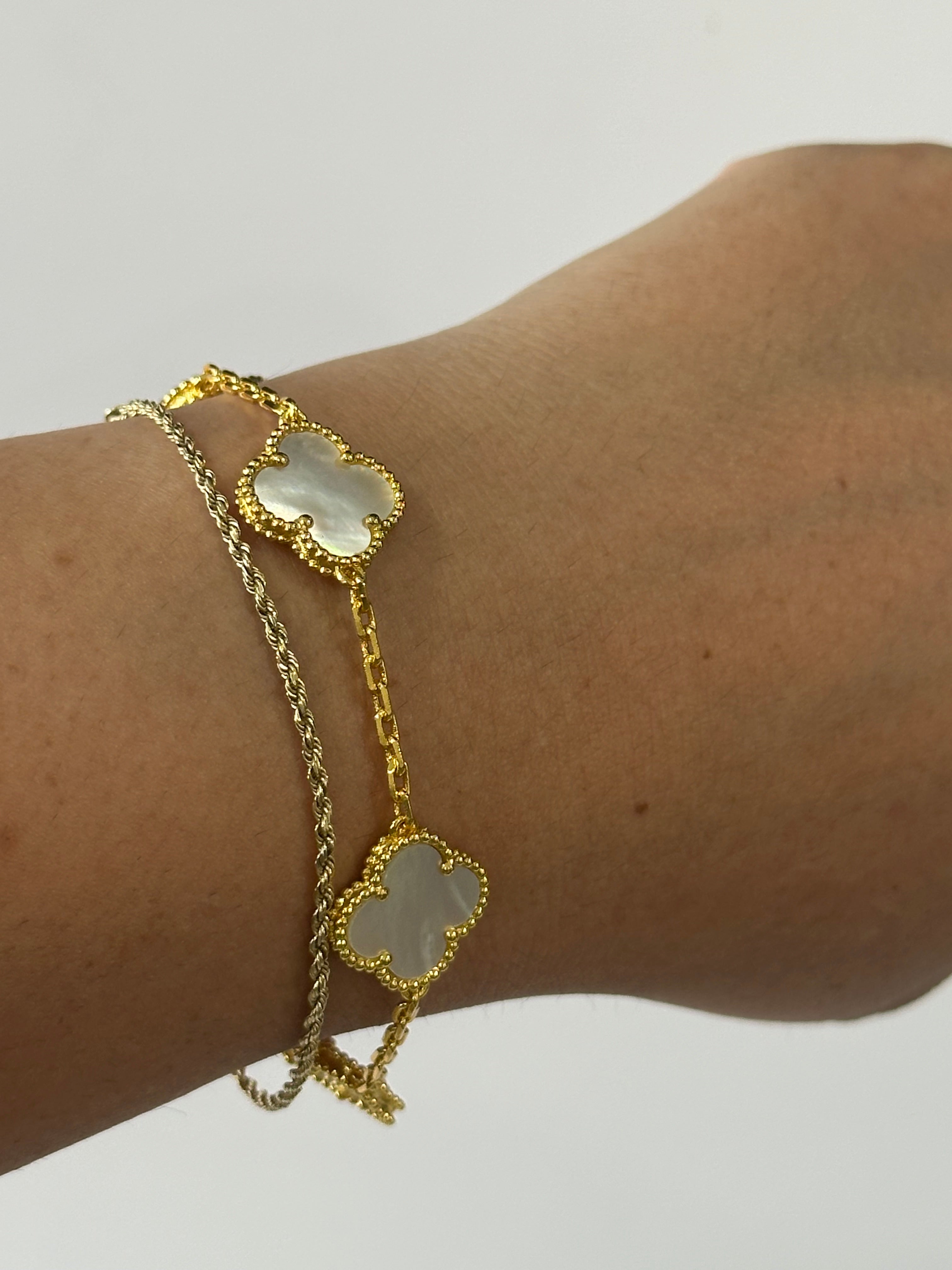 Pearl Clover Bracelet