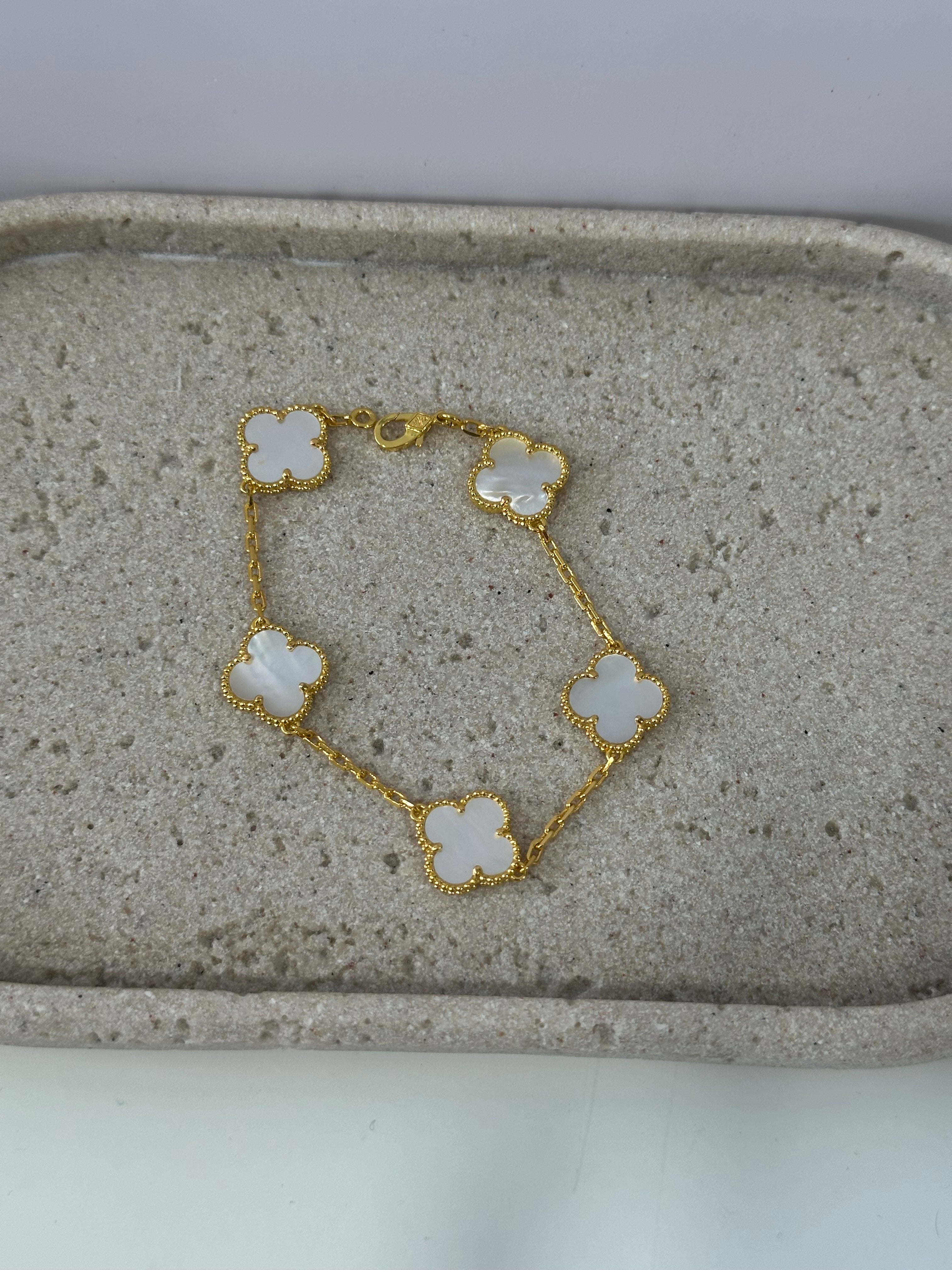 Pearl Clover Bracelet